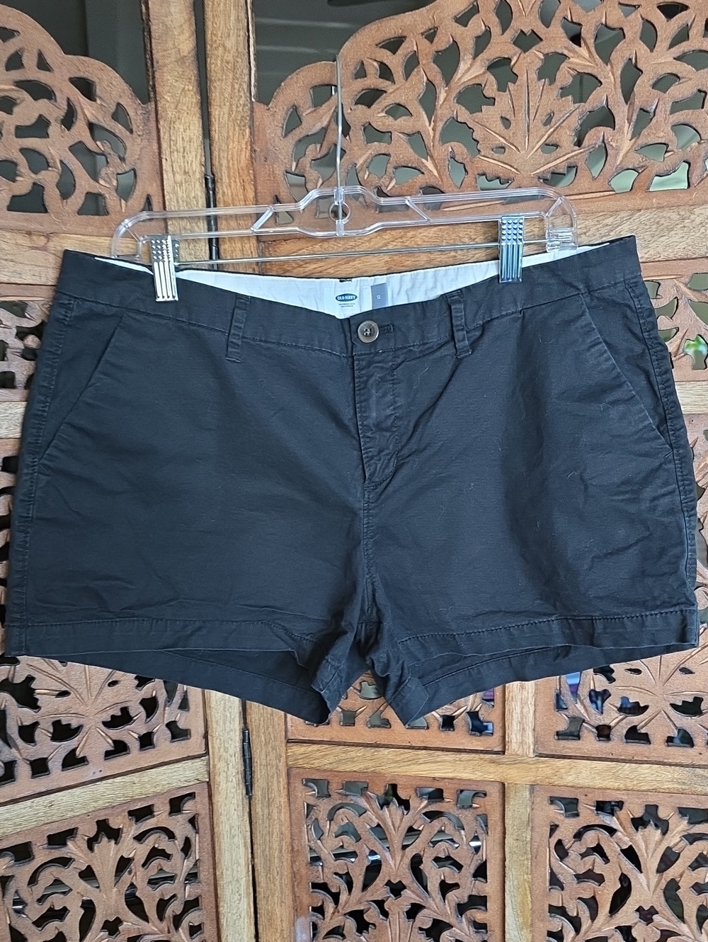 Old Navy Black Women's Chino Shorts